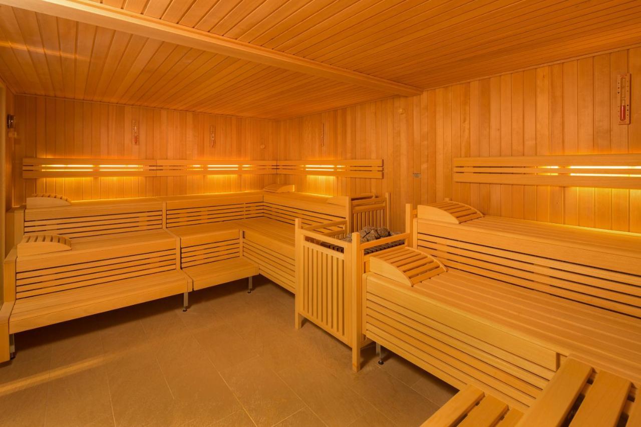 "Fewo Am Dorfplatz" - Annehmlichkeiten Von 4-Sterne Familien-Und Wellnesshotel Viktoria Koennen Mitgenutzt Werden オーベルストドルフ エクステリア 写真